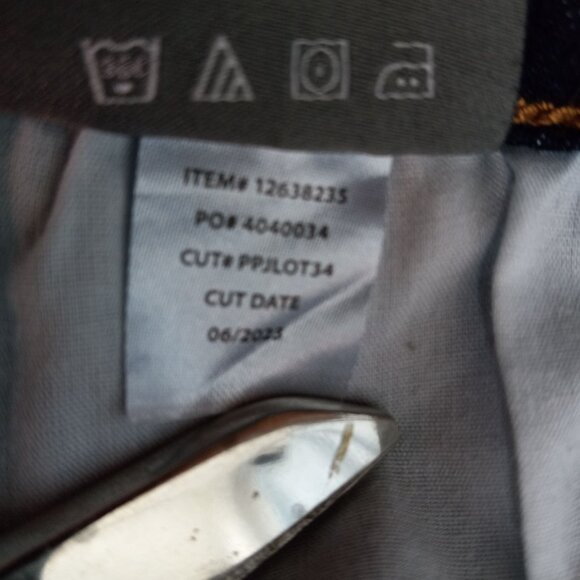 Torrid Size 24T Jegging Womens Super Soft Dark Wash Denim Blue Stretch - Picture 11 of 11